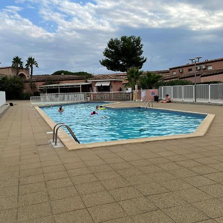 Villa 2 Etoiles Proche Plage Et Commerces Saint-Cyprien  Oda fotoğraf